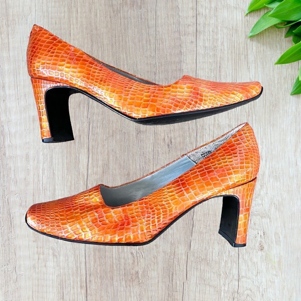 BELLINI Vintage 90s Orange Embossed Croc Print Square Toe Heels Womens 7.5